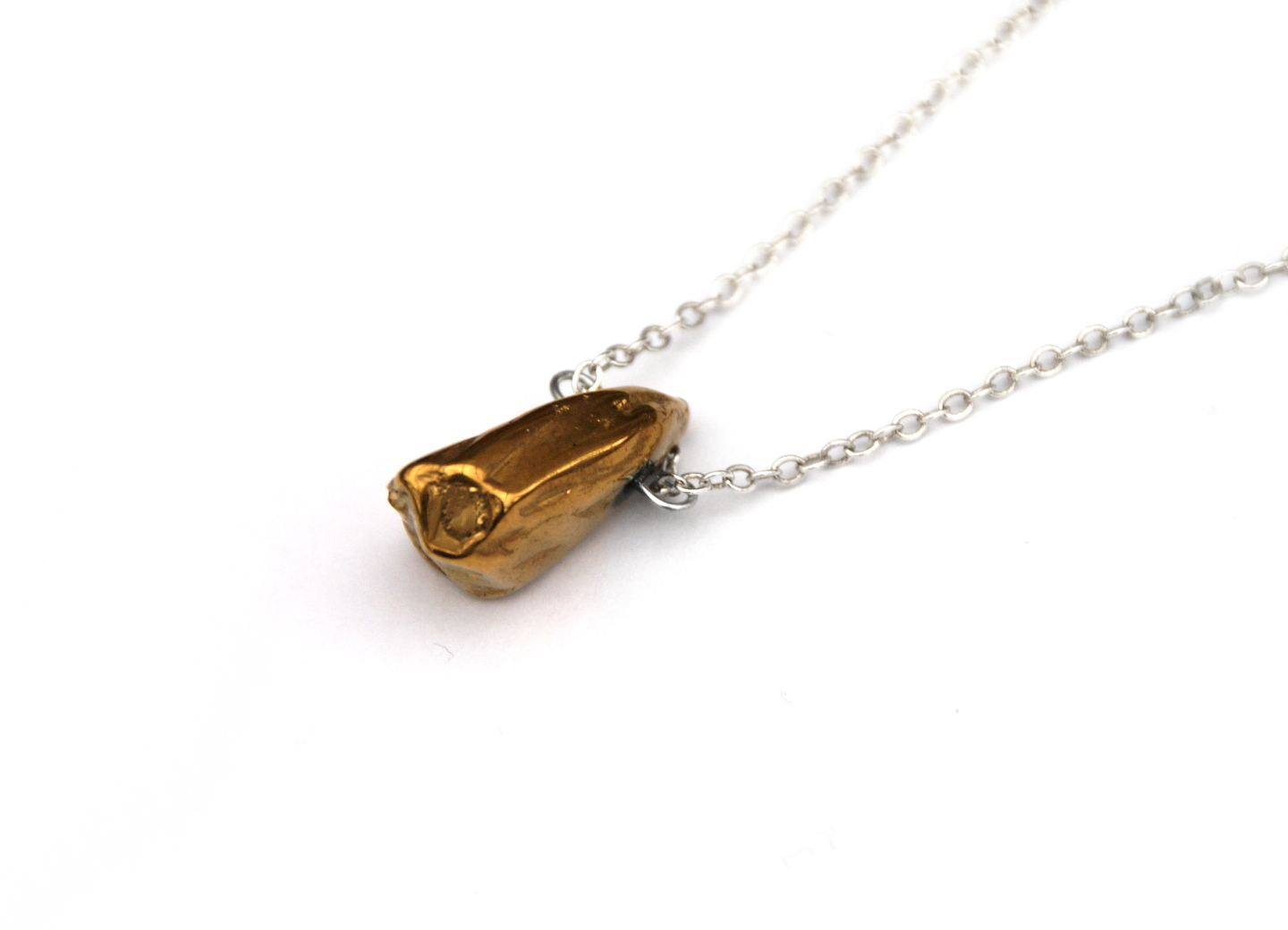 https://www.etsy.com/uk/listing/208226258/gold-titanium-druzy-necklace-gold-toned