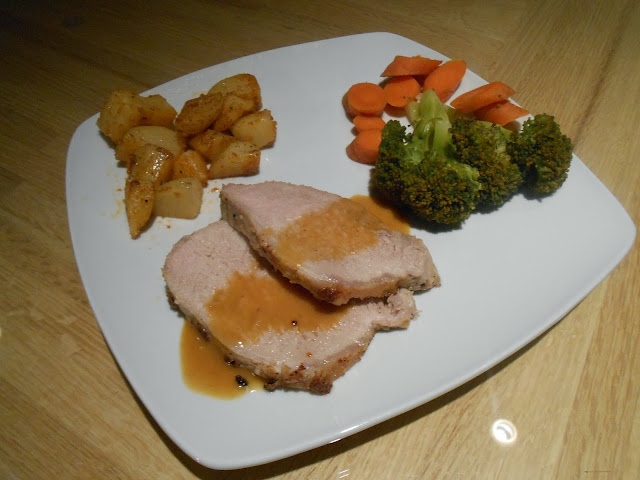 Eat cook and love: Rôti de porc, sauce à l'orange et aux herbes