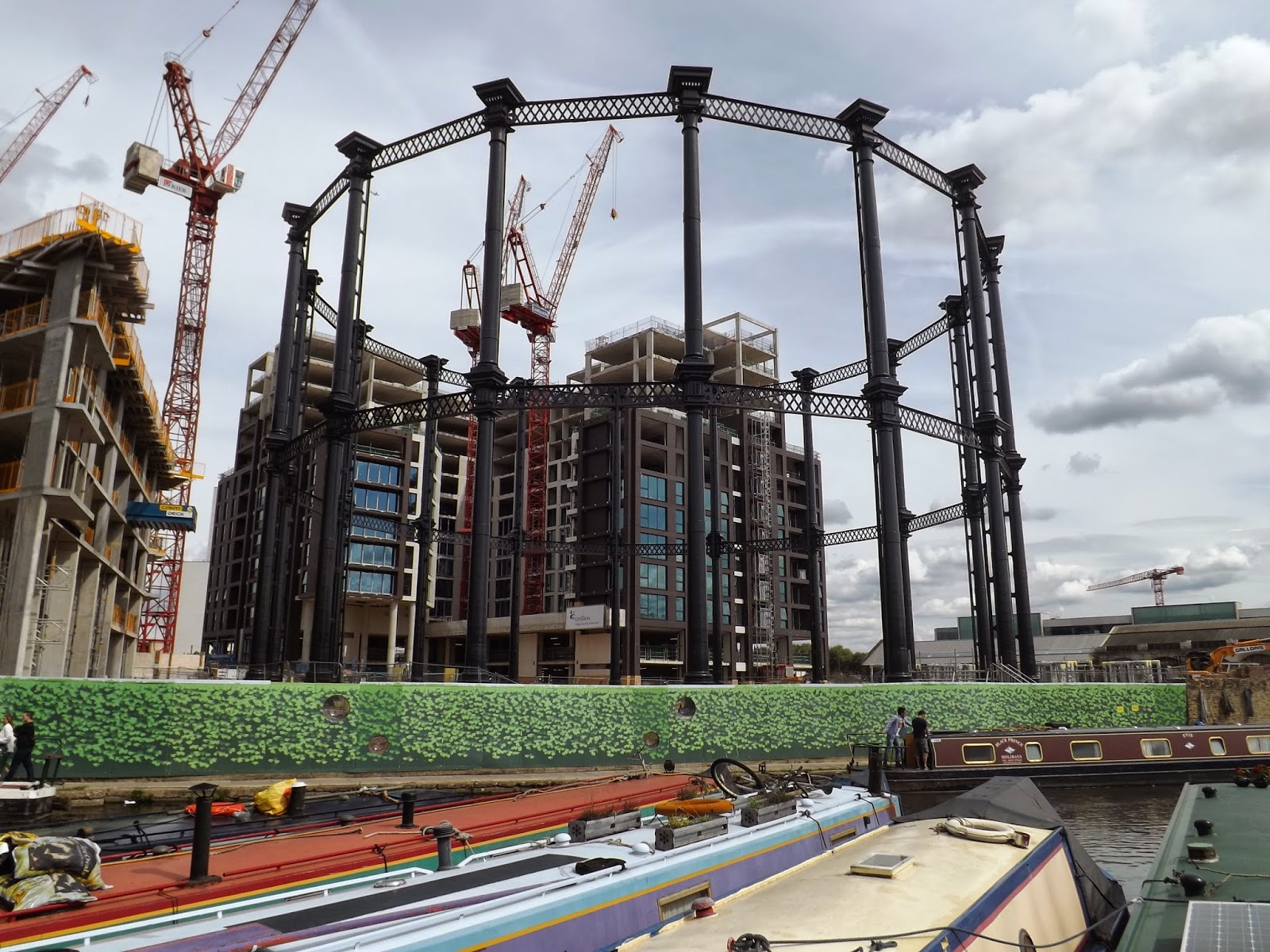 NB Holderness Water, gas and walking.