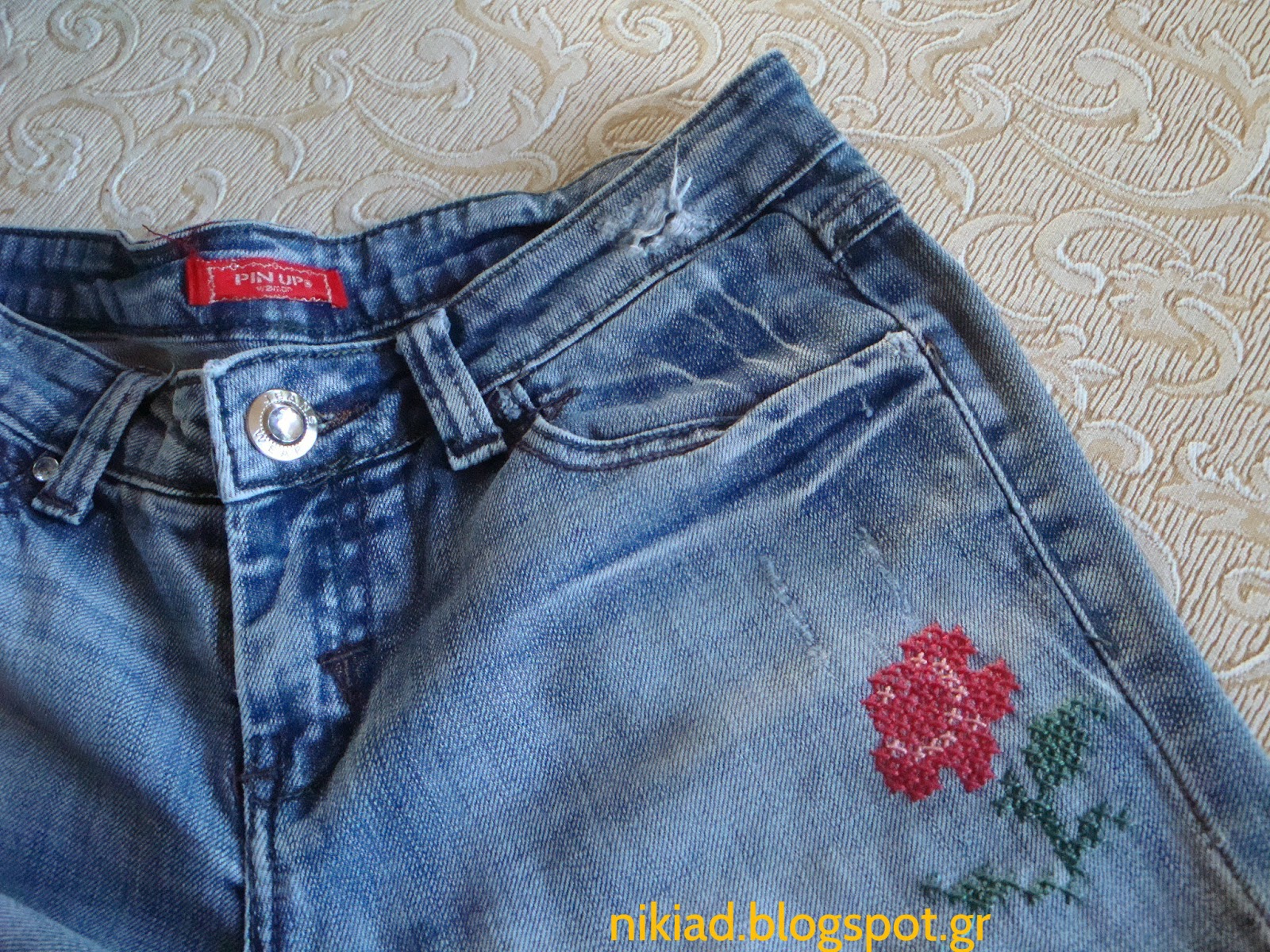 Χειροτεχνήματα Κεντήστε το τζιν σας σταυροβελονιά !!!!! / Cross stitch