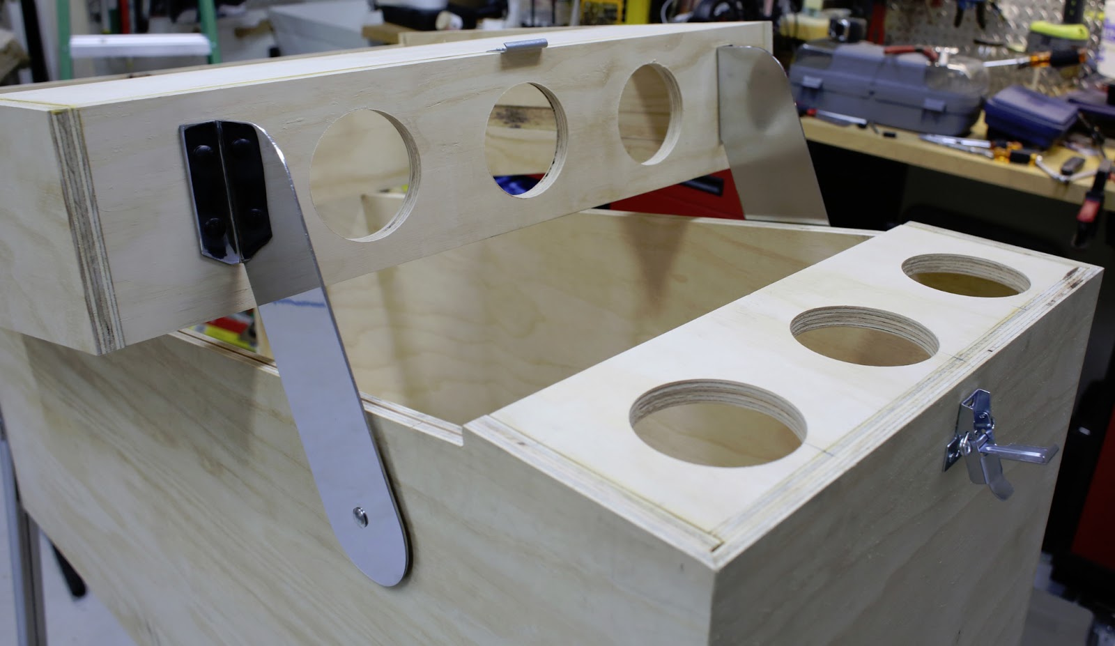 Pinball Chameleon's Guide to DIY Pinball Machine Construction The