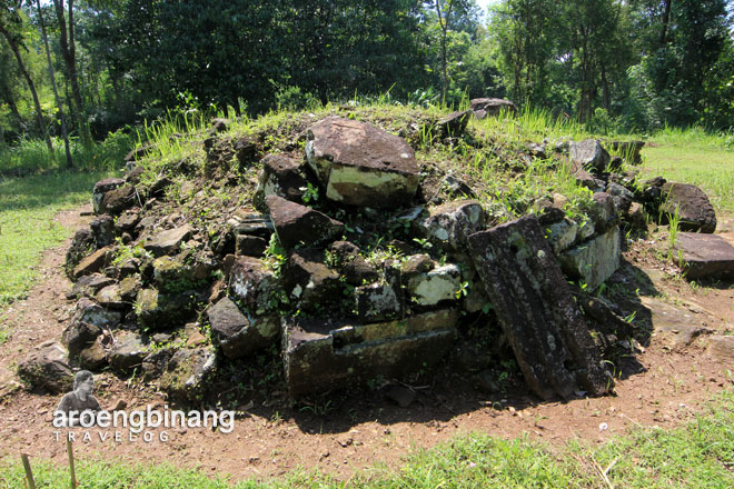 candi miri sleman yogyakarta