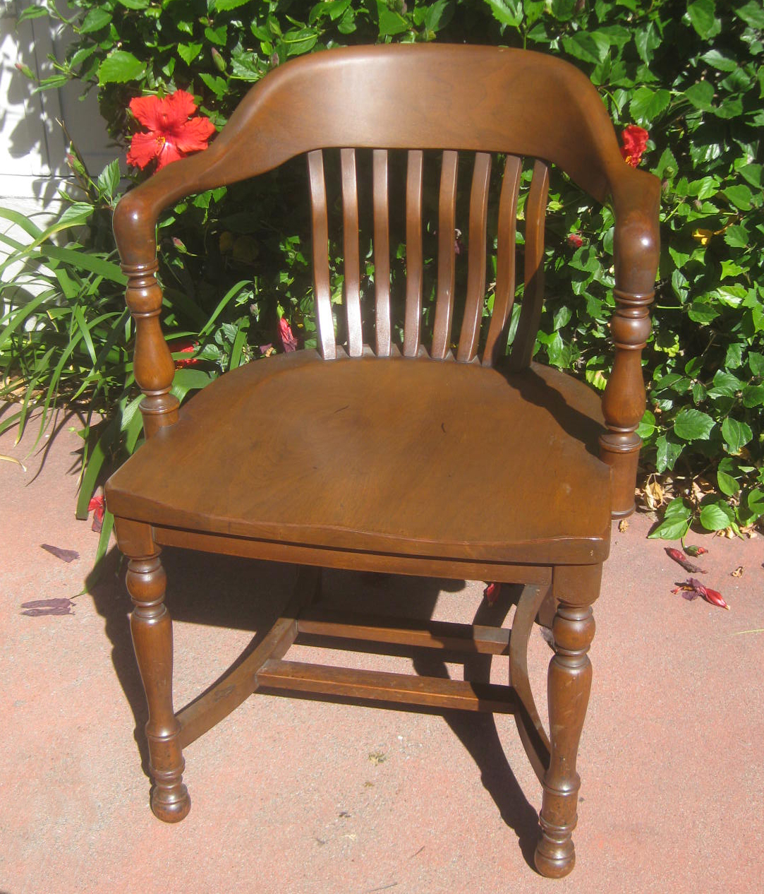 UHURU FURNITURE & COLLECTIBLES: SOLD - Banker's Chair - $50