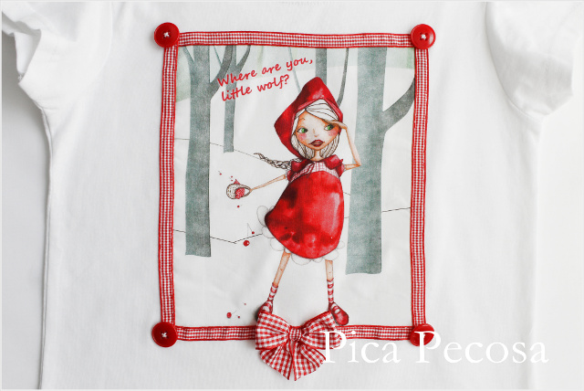 camiseta-personalizada-caperucita-roja-lazo-cuadros-botones-niña-diy