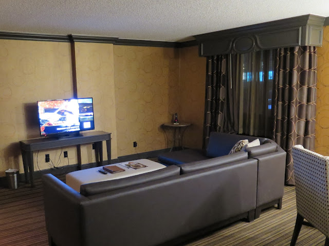 Golden Nugget Las Vegas Gold Tower Two Room Suite