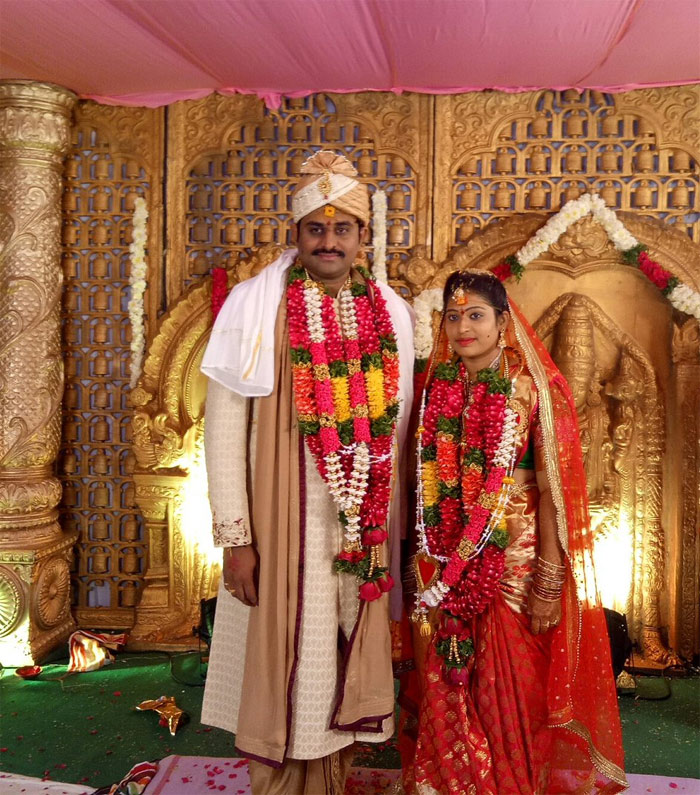 Director Ajay Bhupathi Wedding Photos - Latest Movie Updates, Movie ... Sneha And Ajay Wedding