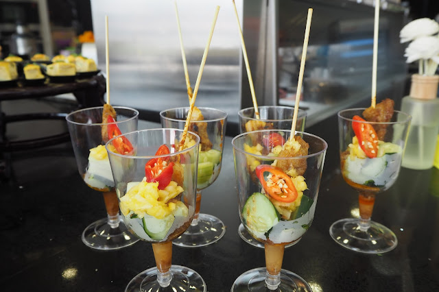 amuse dine and bar review hotel buffet chicken satay amuse dine and bar review hotel buffet chicken satay
