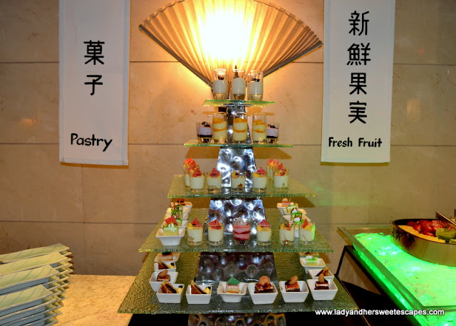 desserts at Minato