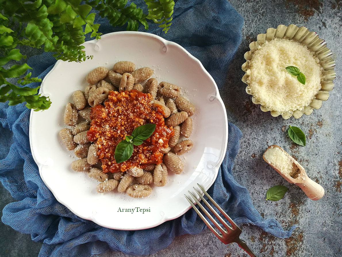 AranyTepsi Cavatelli bolognese