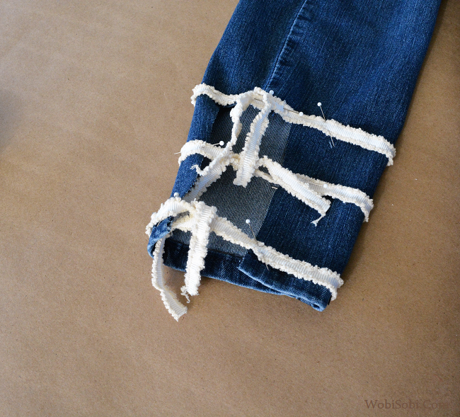 WobiSobi: DIY Lace Trim Jeans.