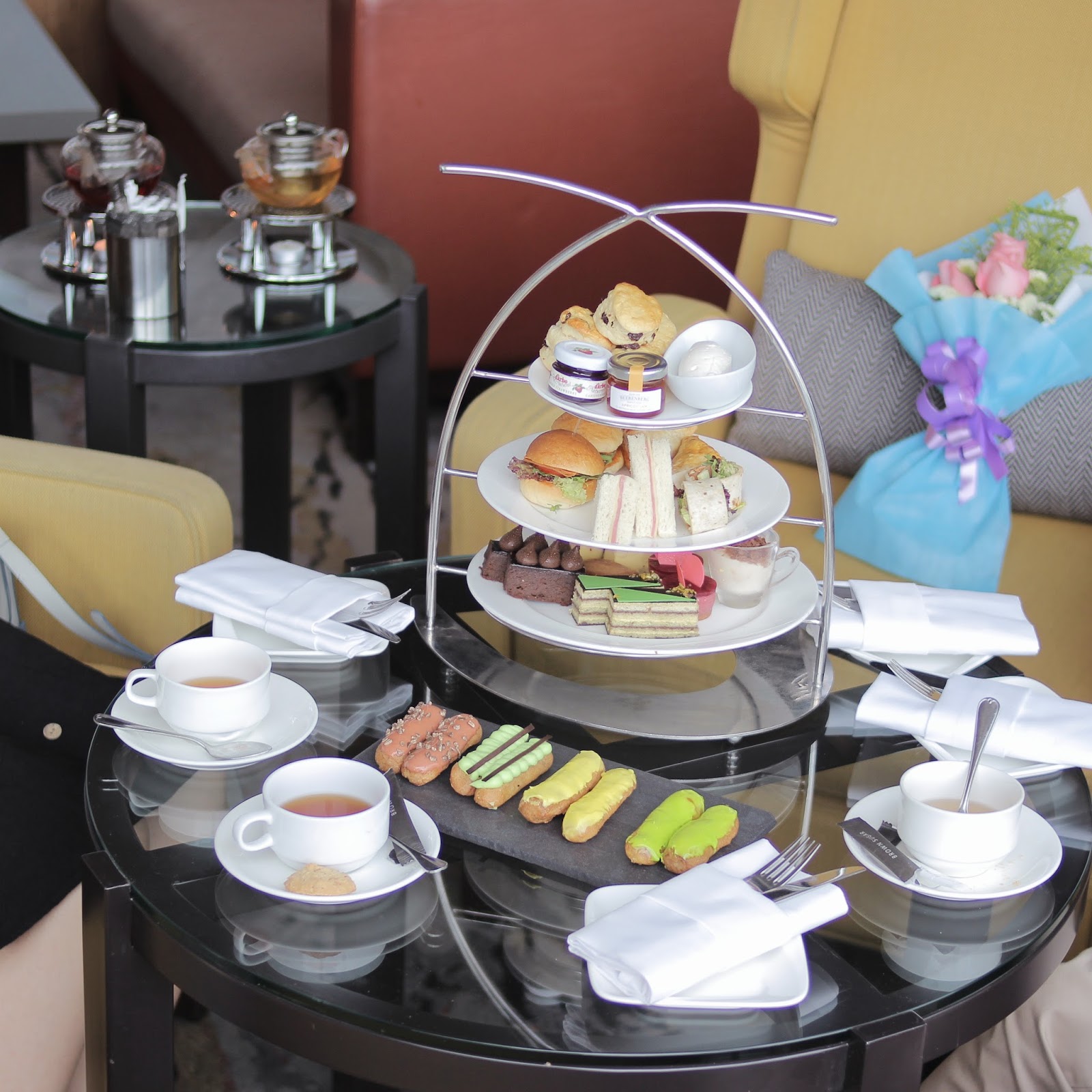 The Lounge, Hilton Kuala Lumpur Afternoon Tea Set Review FISHMEATDIE