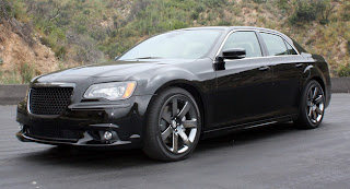 2012 Chrysler 300C Pictures