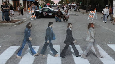 Lukisan 3D di Jalan Raya yang Mengagumkan