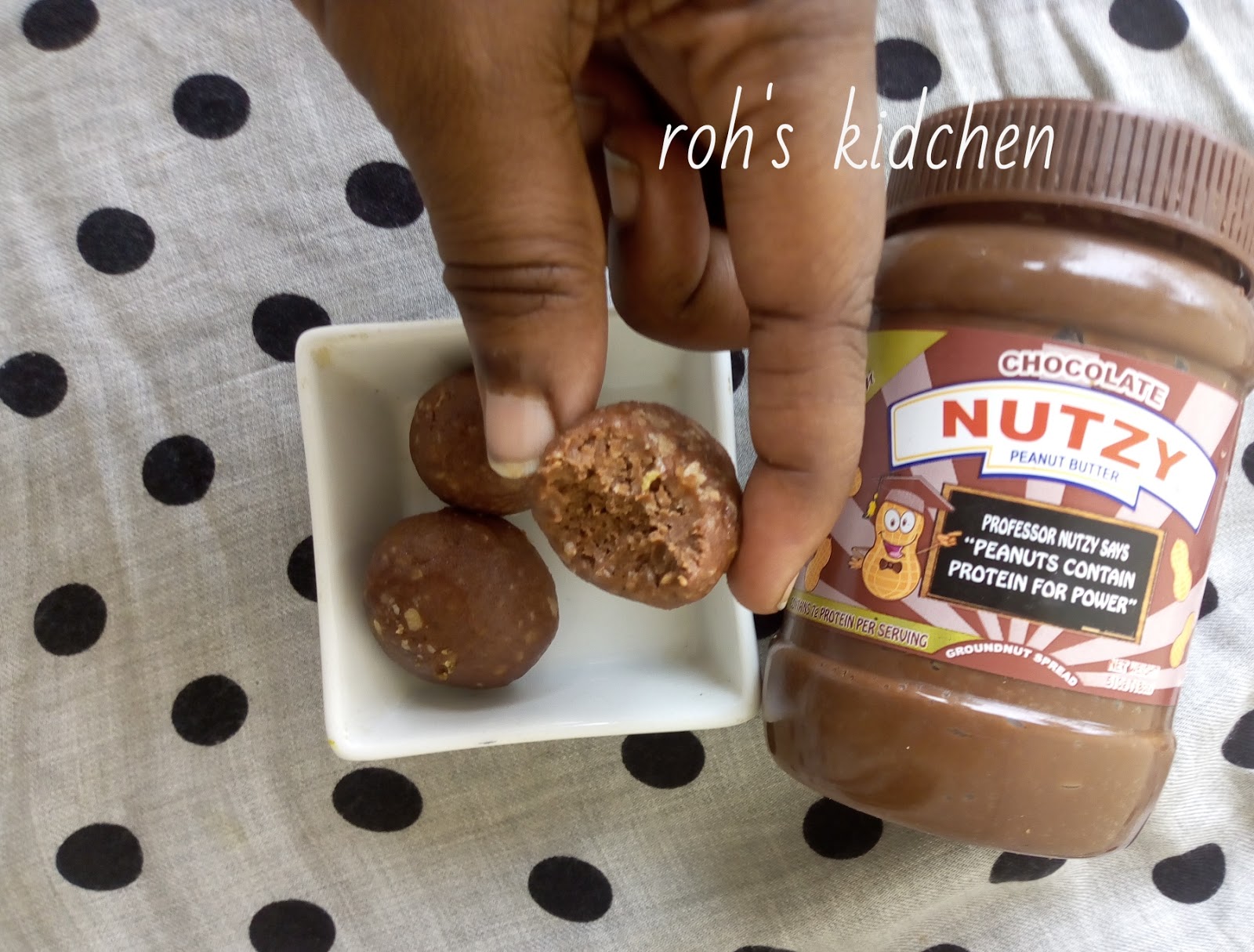 Nobake chocolate peanut butter balls