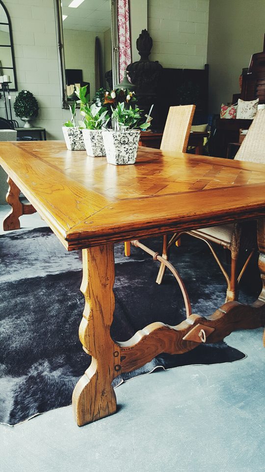 Charcoal Interiors Style In The City CUSTOM MADE DINING TABLES
