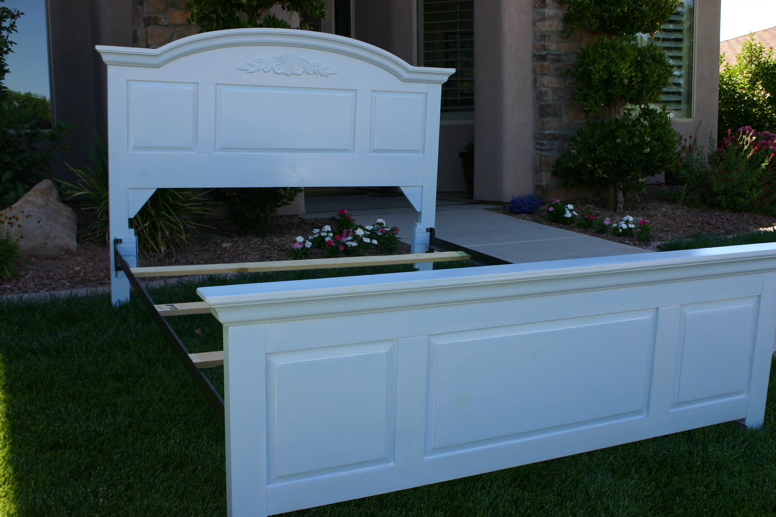 Doubletake Decor Dreamy Headboard & Footboard