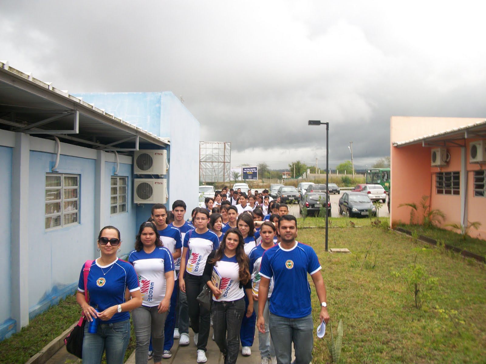 ESCOLA DE REFERÊNCIA EM ENSINO MÉDIO