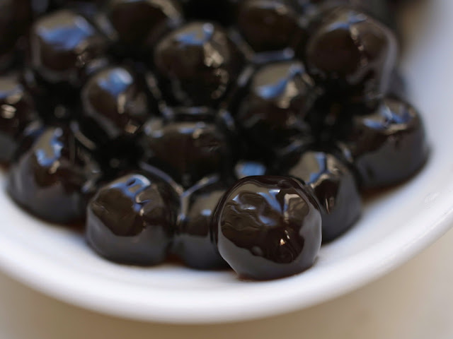 Chewy Tapioca Pearls aka boba aka bubbles 珍珠