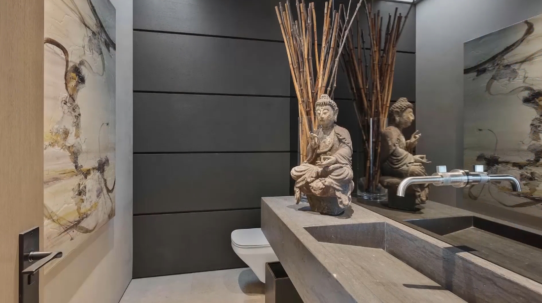 31 Interior Design Photos vs. 1616 Blue Jay Way, Los Angeles Luxury Home Tour