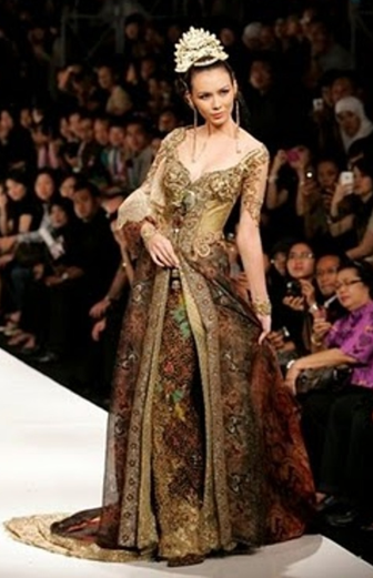 Model Gaun Kebaya yang Sedang Trend