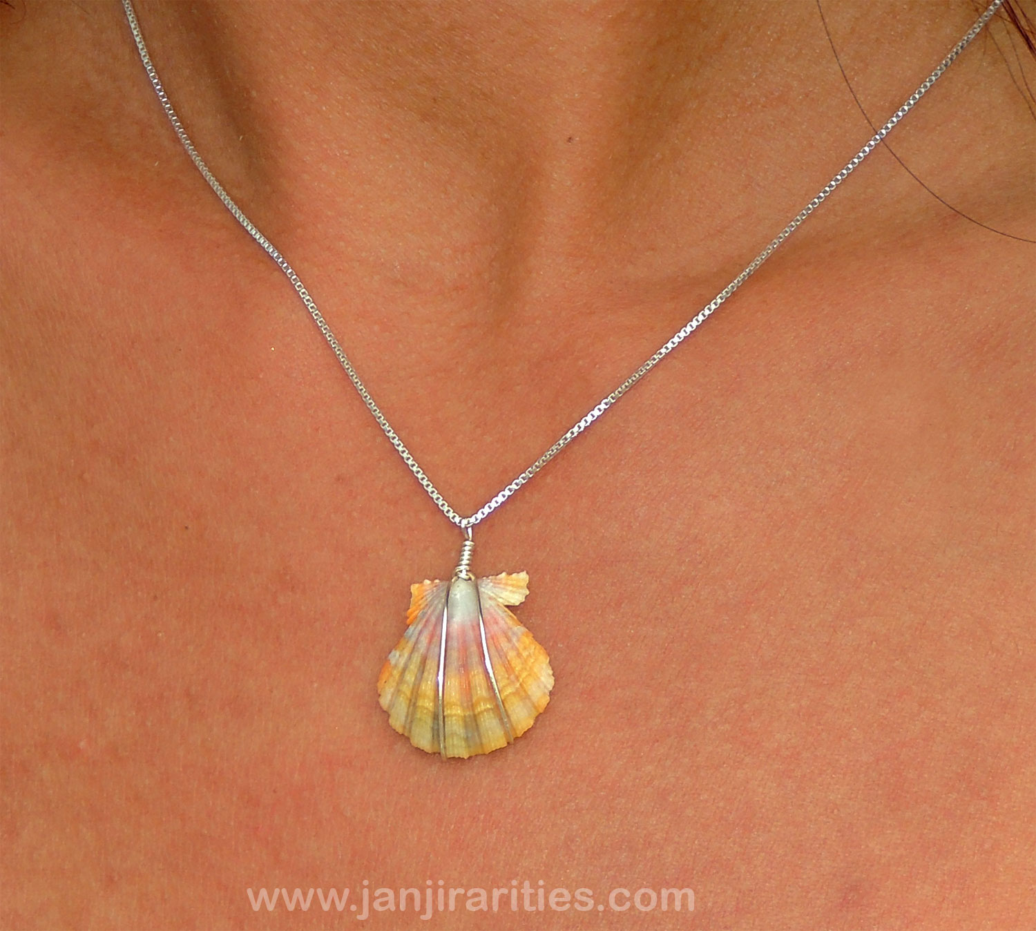Kahelelani & Sunrise shell jewelry by.... Janjira Hawaiian Sunrise
