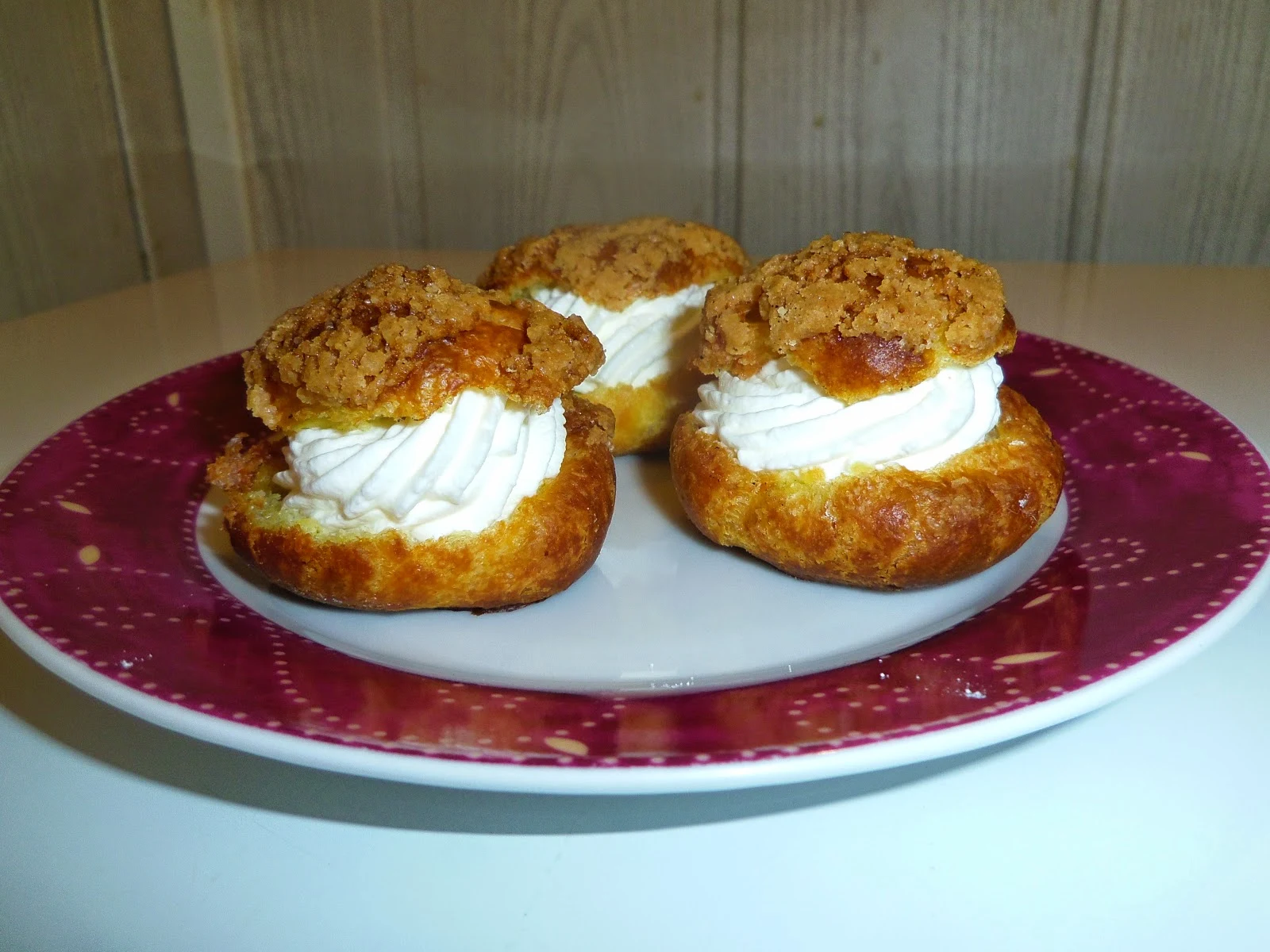 Blandinde fait son blog: Un petit choux à la crème?