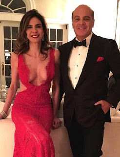 Luciana Gimenez voltou a ser assunto na imprensa internacional, e de uma forma nada agradável para a ela. Apresentadora já ganhou processo contra o jornal Segundo o assessor de Luciana, a própria chegou a pedir que não fosse elaborado nenhum comunicado para ser enviado à imprensa em resposta ao perfil publicado no jornal britânico. Ainda não se sabe se Luciana pretende tomar medidas judiciais contra a publicação.