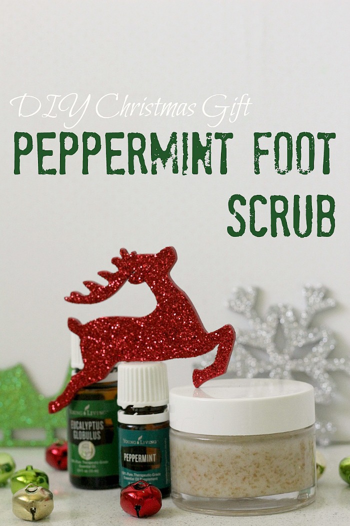 Make your own Christmas or hostess gifts with this easy DIY foot scrub using essential oils, sugar and coconut oil #Christmasgiftidea #hostessgift #Christmasgift #stockingstuffer