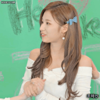 171211 스페셜 브이라이브 트와이스 사랑둥이 사나.gif | 인스티즈