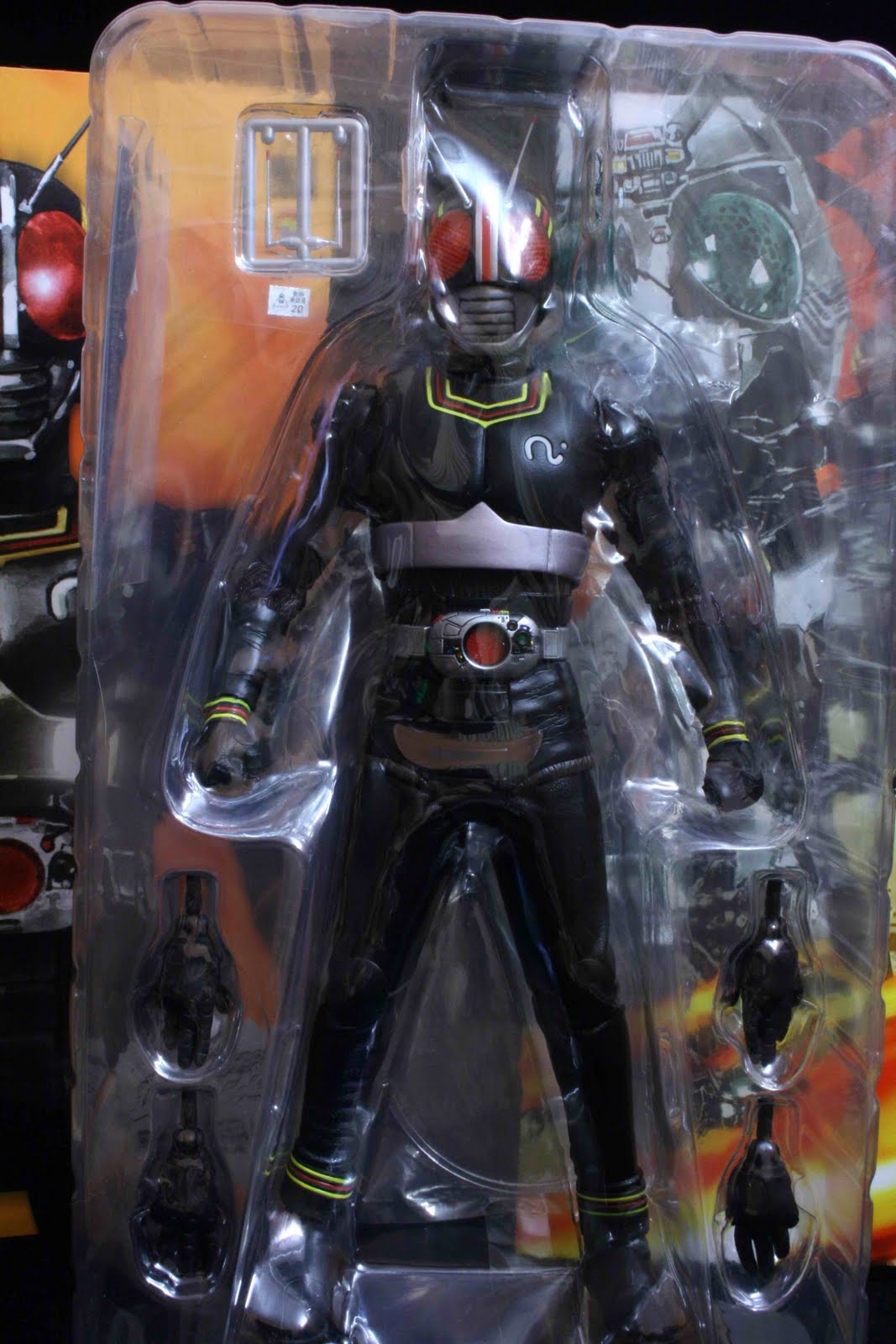 I Have Toys™: Medicom RAH Masked Rider - Black