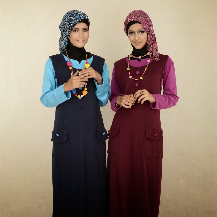 28 Foto Baju Muslim Wanita Terbaru, Paling Baru