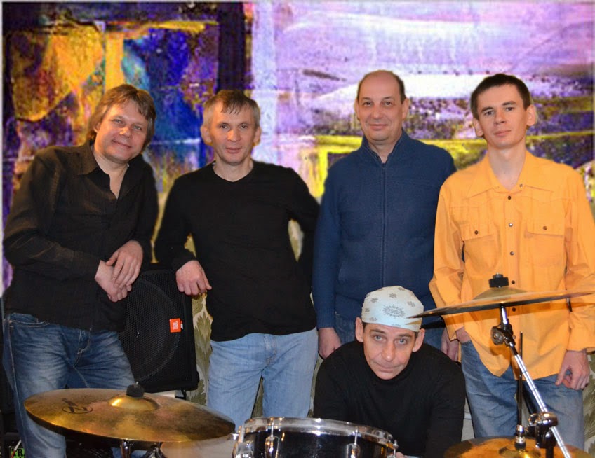 песня поле вольное. песня поле вольное. песня поле вольное. казаки в поле. степь ковыльная.