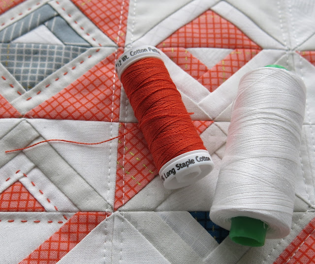Luna Lovequilts - Mini Log Cabin quilt - Sulky 12 wt and Aurifil 40 wt threads Luna Lovequilts - Mini Log Cabin quilt - Sulky 12 wt and Aurifil 40 wt threads