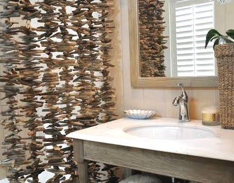 driftwood screen in bathroom