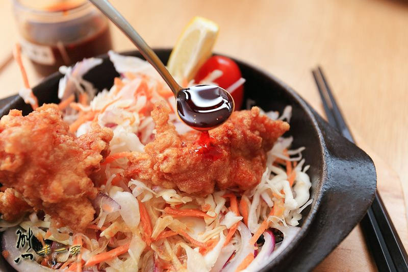 捷運忠孝敦化站排隊美食|屯京拉麵