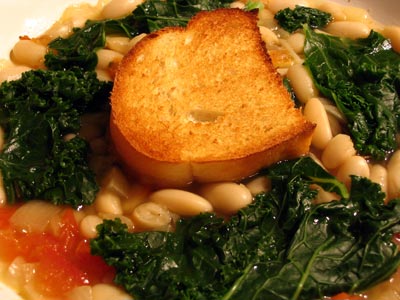 Italian White Bean and Kale Soup