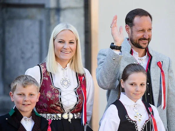 Norway National Day 2016 - Crown Prince Haakon and Crown Princess Mette-Marit of Norway, Prince Sverre Magnus, Princess Ingrid Alexandra, King Harald and Queen Sonja, dreseses, ss fashions, newmyroyals, new my royals