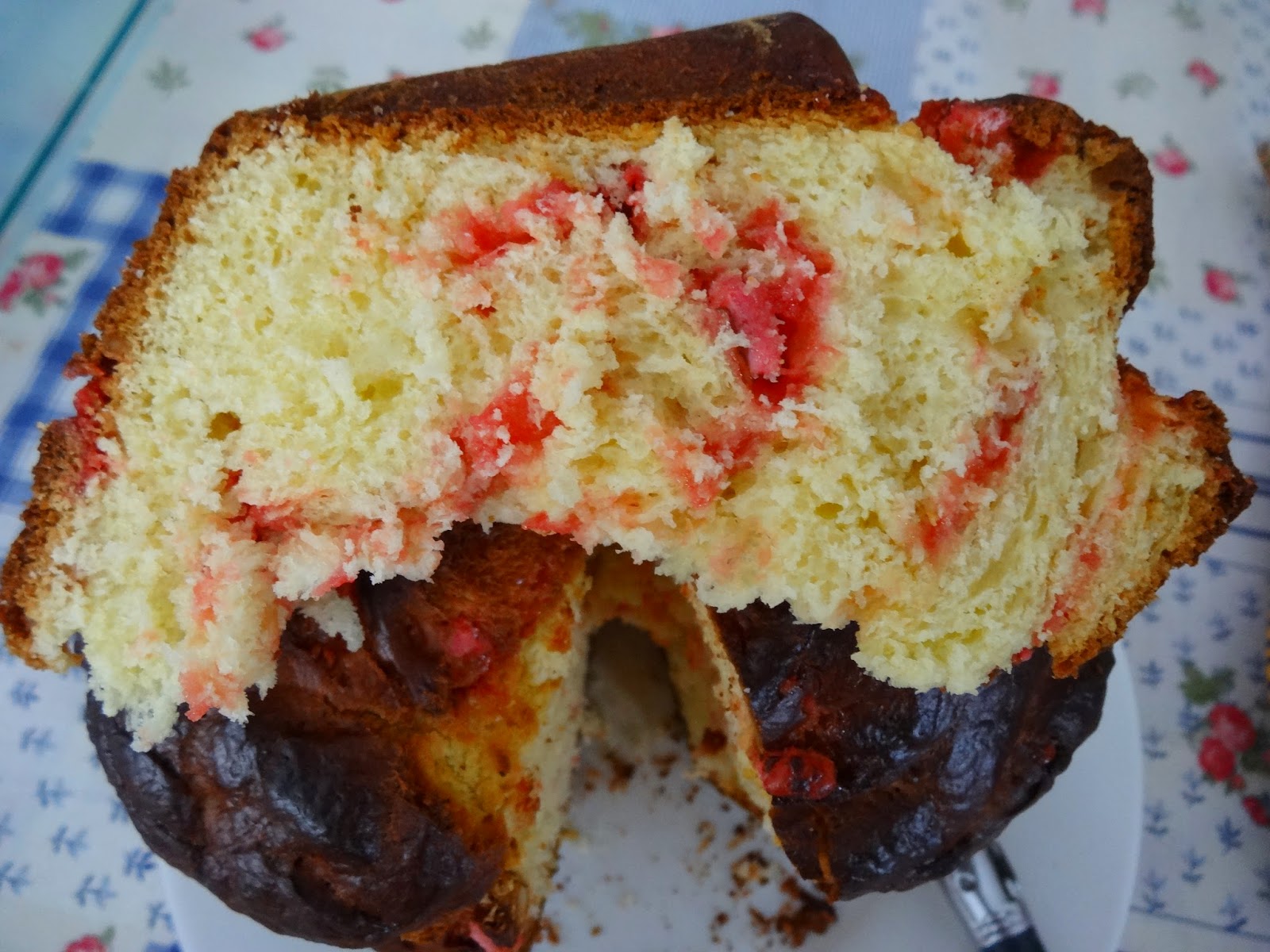 Ça Déménage En Cuisine !: Brioche aux praline roses