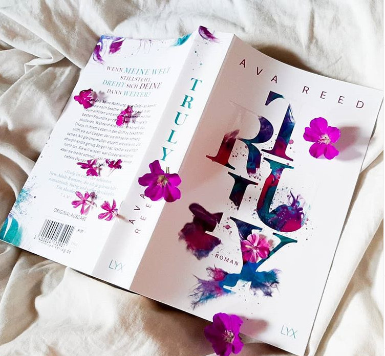 Buchlabyrinth [Rezension] Truly von Ava Reed