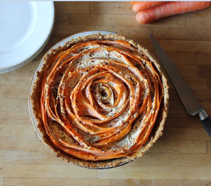 Tarte fleur aux carottes https://cuillereetsaladier.blogspot.com/2015/03/tarte-fleur-aux-carottes.html