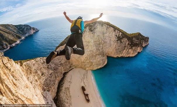 dinfo.gr - 30 φωτογραφίες με ανθρώπους που παίζουν με το θάνατο!