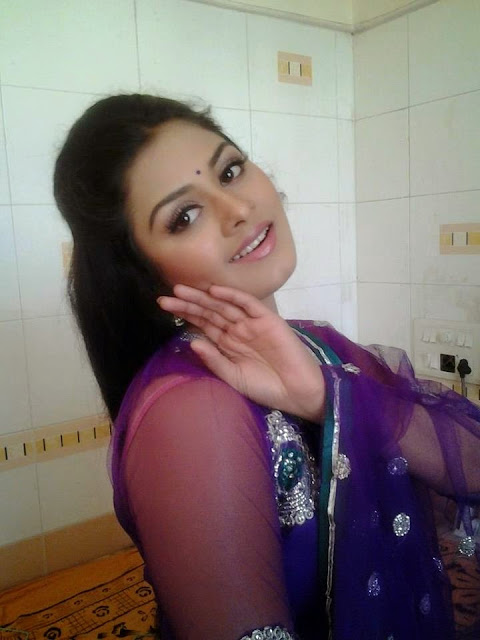 Bhojpuri Actress Tanushree Chatterjee