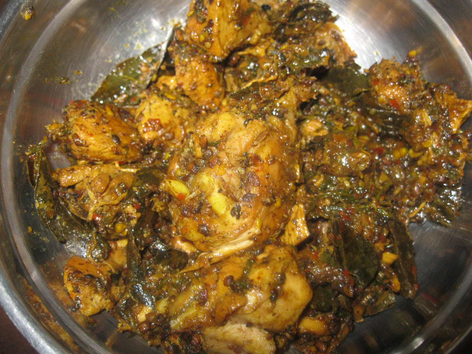 Amrita's kitchen Coriander chicken dry fry (kozhi malli chukka)