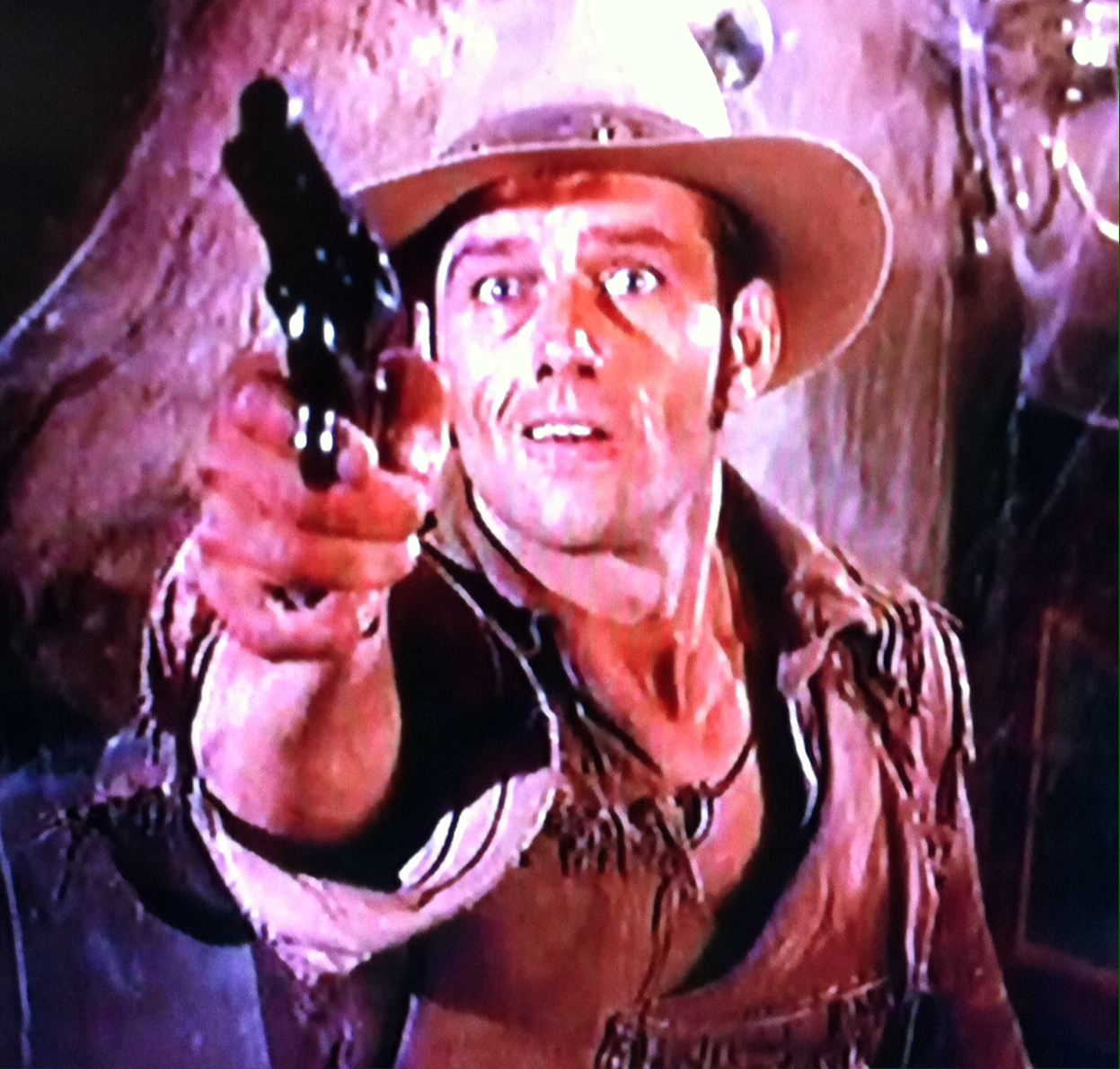 The Horn Section Television Review HONDO "Hondo and the Judas" (1967)