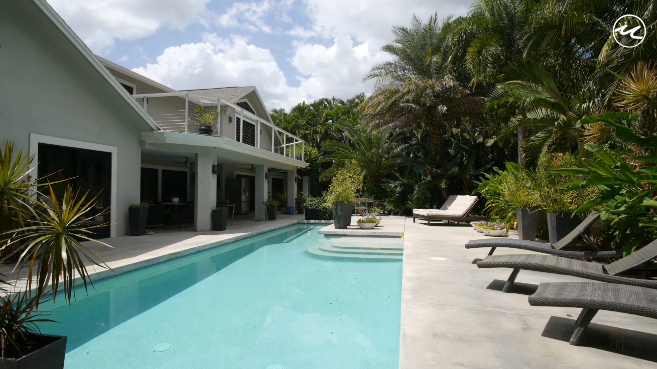 15 Photos vs. 13782 Pine Villa Ln, Fort Myers, FL vs. Home Interior Design Tour