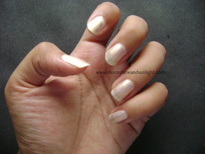 AVON simply pretty color me pretty nail enamel in Pearl white (NE30) swatches and review