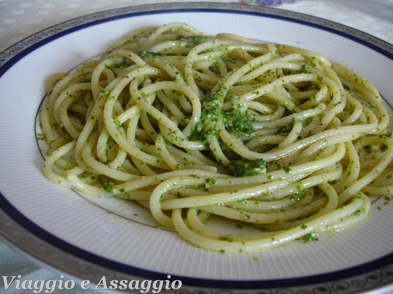 PESTO ALLA GENOVESE FATTO IN CASA Viaggio e Assaggio