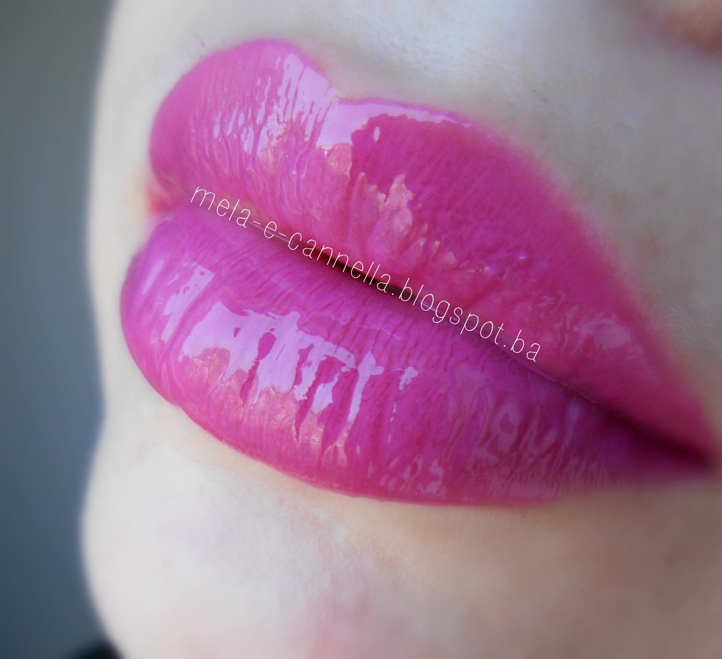 melaecannella Avon COLOR TREND Vinyl Lip Gloss Plum Blast