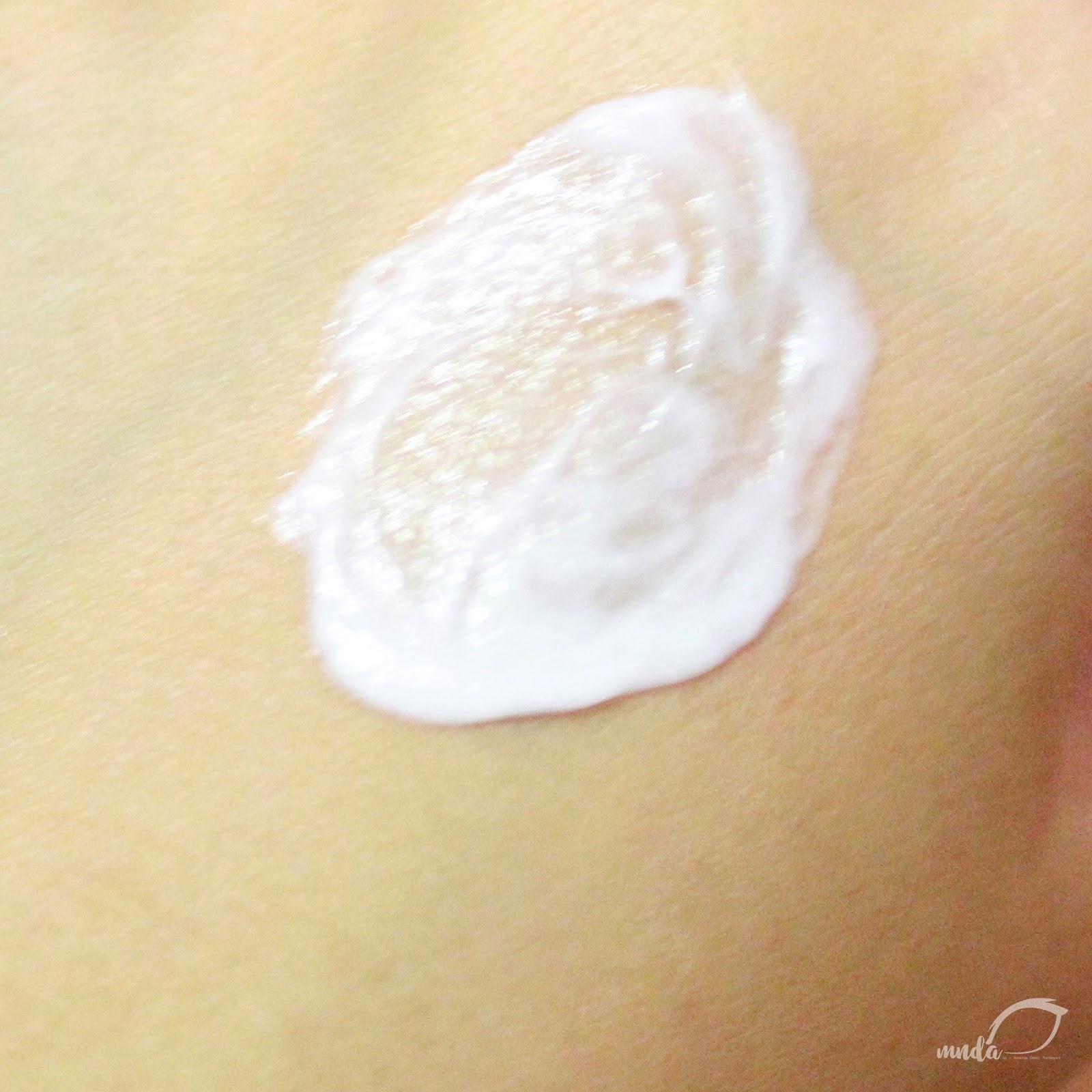 Review Herborist Body Butter Strawberry Sorbet