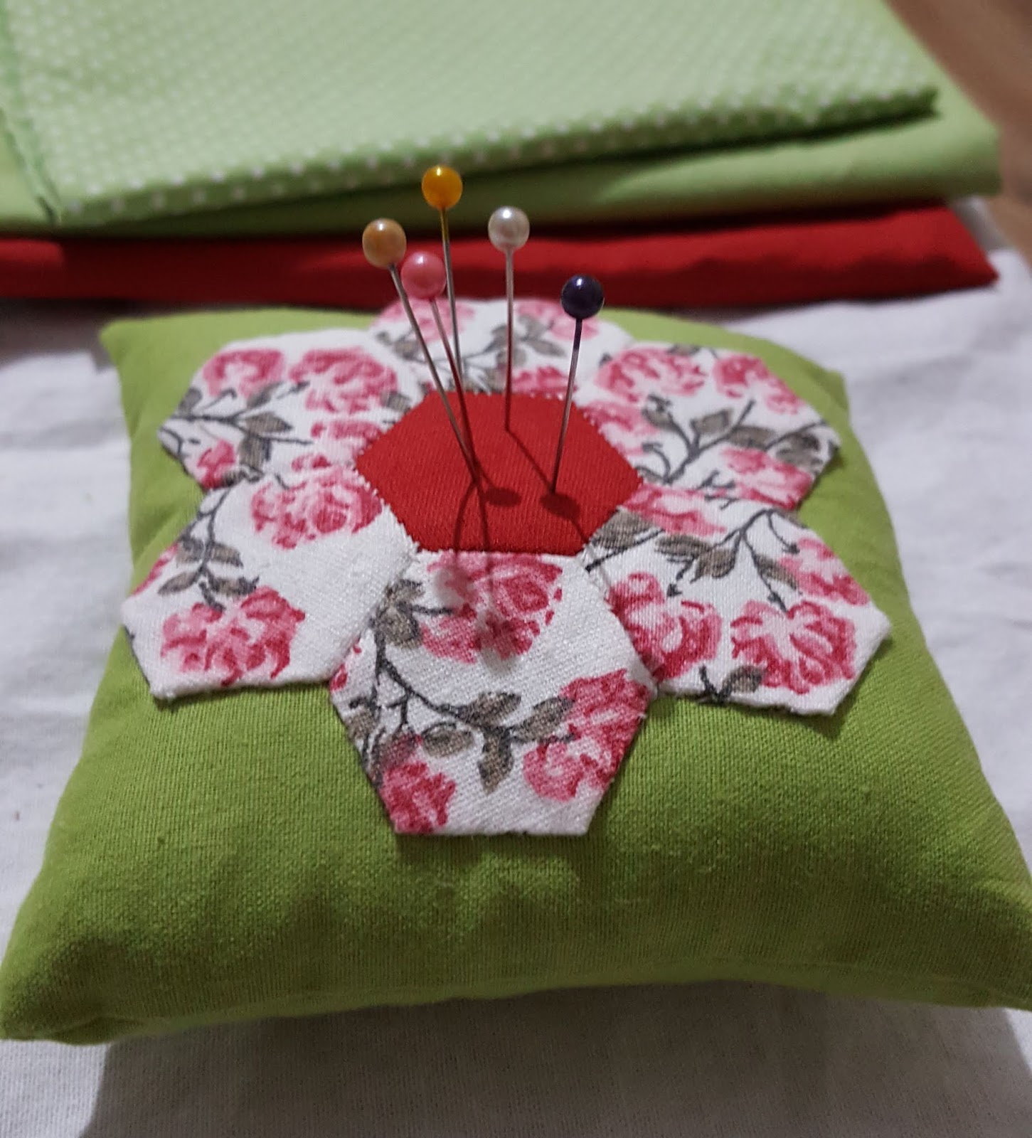 hexagon pincushion tutorial All about patchwork and quilting